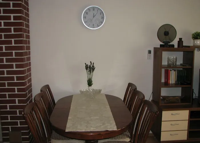 Апартаменты Plitvice Стариград-Пакленица